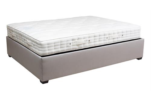 Studio Bed with Black Mattress Platform - (For 150cm x 200cm Mattress)